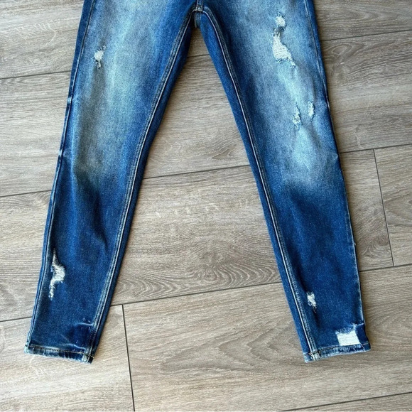 Kancan Emmy Ultra High Rise Skinny Jean - Picture 7 of 15